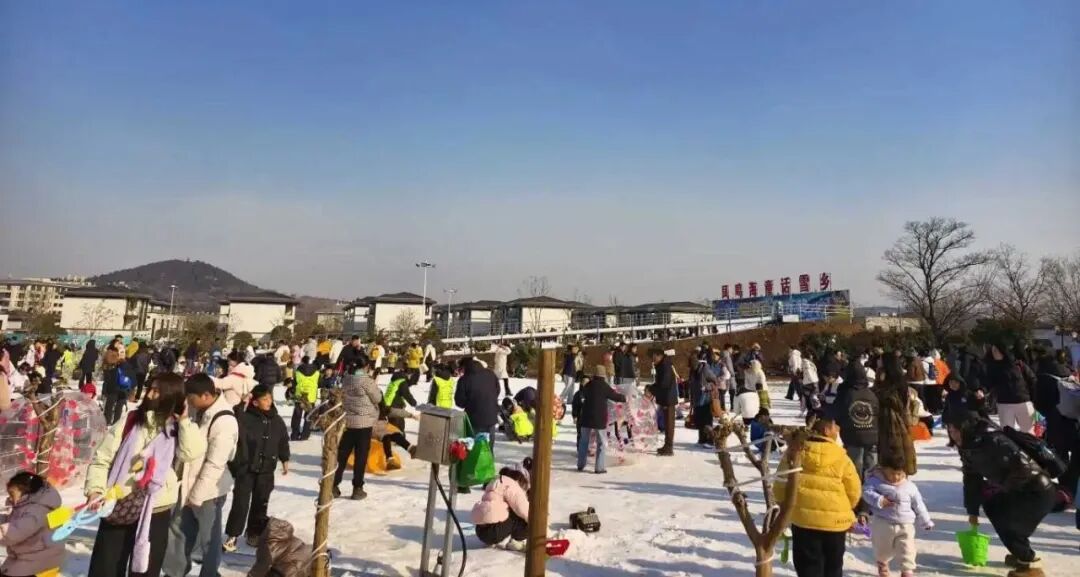 1.1 贾汪凤鸣海“童话雪乡”正式迎客 (6).jpg