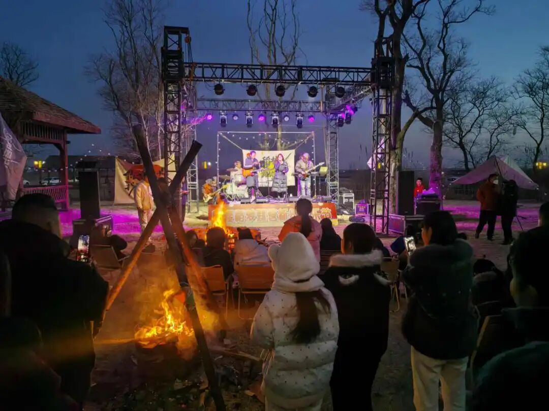 1.3 “田美韩楼”2026新年篝火音乐节 (1).jpg